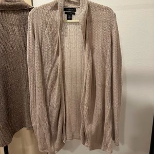 TAHARI cardigan 100% Linen